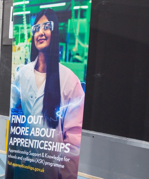 News » Should I consider a Degree Apprenticeship?